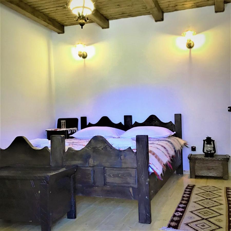 Casuta Din Valea Regilor Villa Gradistea de Munte Bagian luar foto