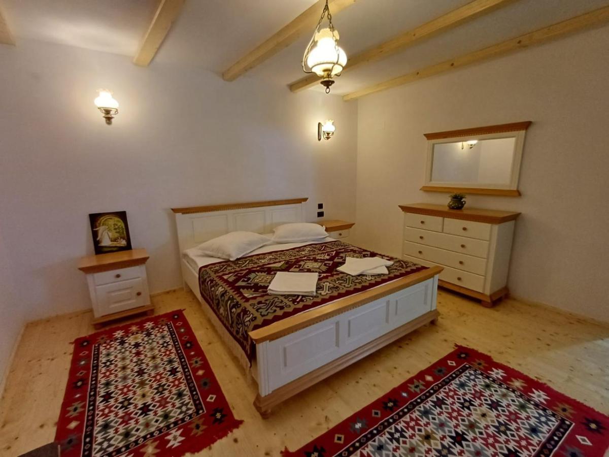 Casuta Din Valea Regilor Villa Gradistea de Munte Bagian luar foto