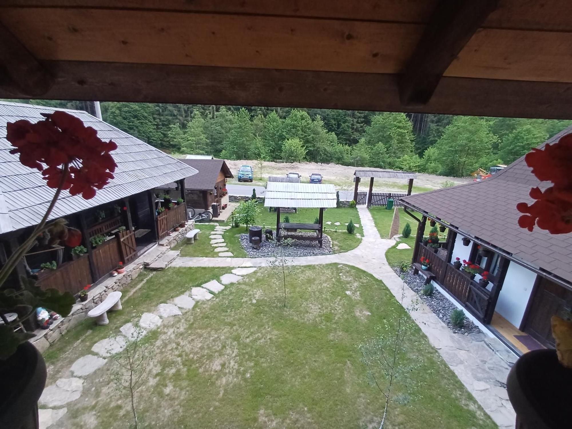 Casuta Din Valea Regilor Villa Gradistea de Munte Bagian luar foto